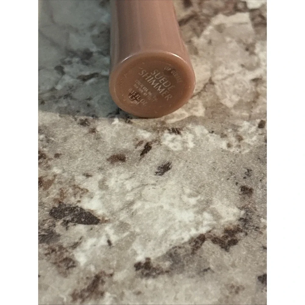 L'Oreal Lip Glosse Sheer Shiny Lip Gloss Suede Shimmer‎ Sealed Discontinued Rare